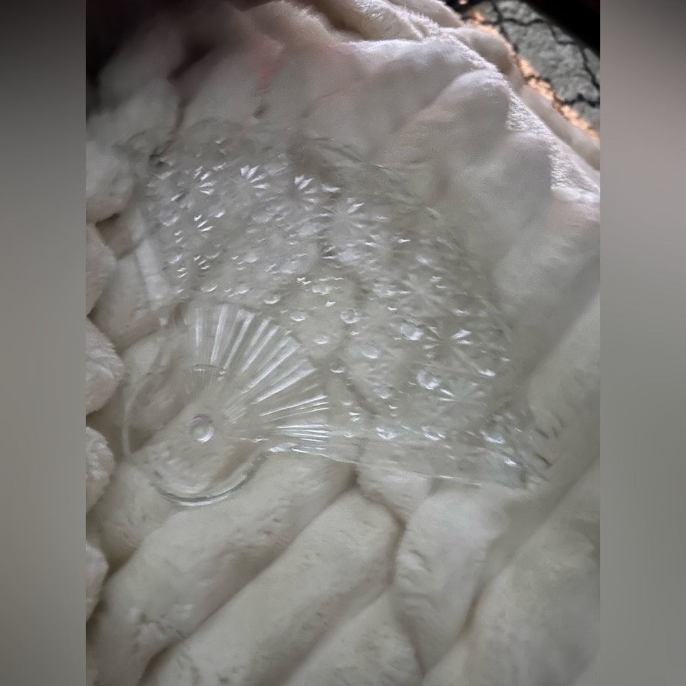 Crystal Shell Dish - Picture 2 of 5